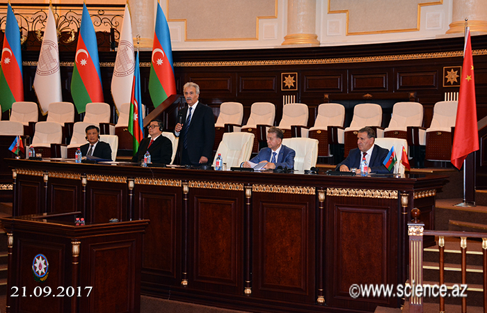 Состоялась научно-практическая конференция «Экономическое сотрудничество между Азербайджаном и Китаем»