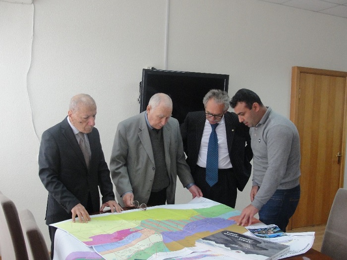 Азербайджанские ученые проводят исследования вместе со своими украинскими коллегами