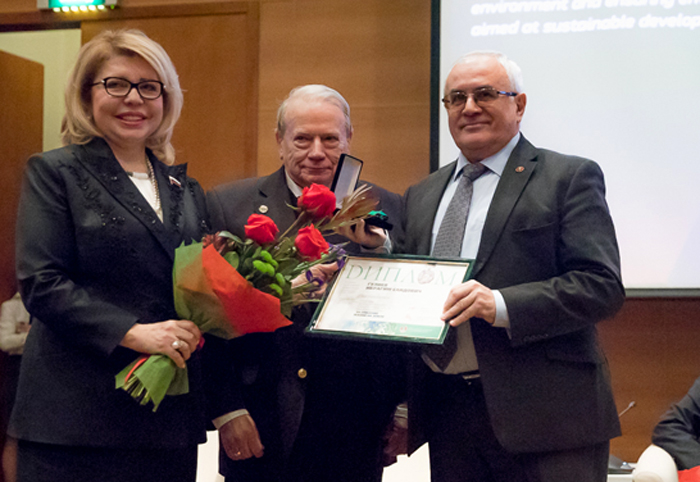Academician Ibrahim Guliyev awarded the "Ecoworld" prize