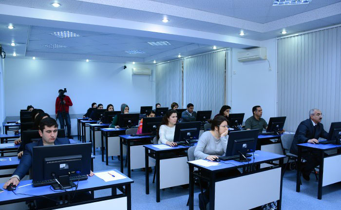 Doktorant və dissertantların informatika fənni üzrə doktorluq imtahanları başlanıb