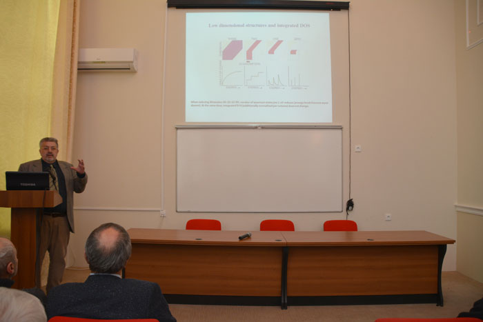 Fizika İnstitutunda gürcüstanlı alimlərin iştirakı ilə seminar keçirilib
