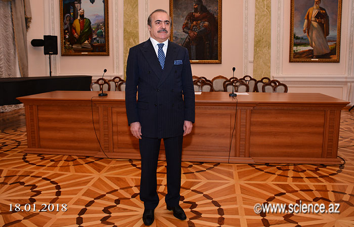В Национальном музее азербайджанской литературы почтили память жертв трагедии 20 Января