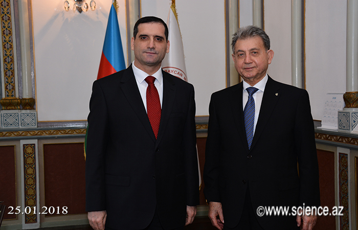Посол Турции в Азербайджане посетил НАНА