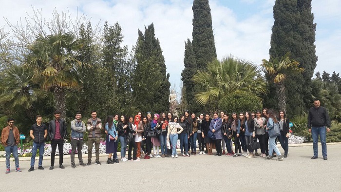 Students of Baku State University got acquainted with biodiversity at the Dendrology Institute