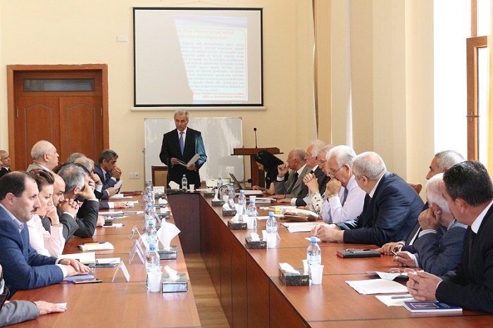Институт экономики будет адаптировать свои научные исследования к стратегии экономического развития Азербайджана