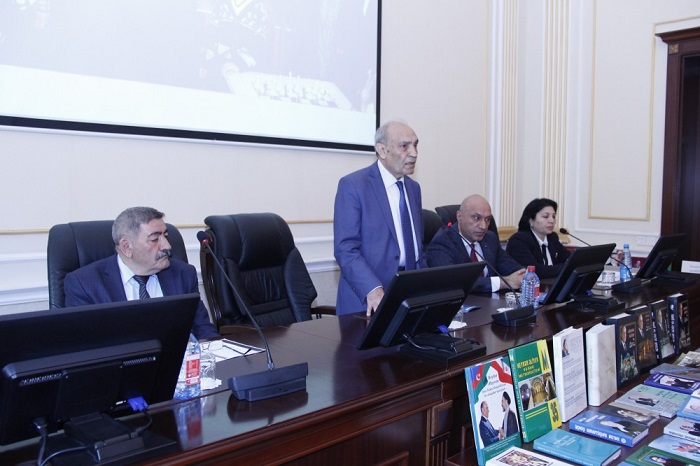 В НАНА состоялась конференция на тему «Гейдар Алиев и азербайджанский язык»