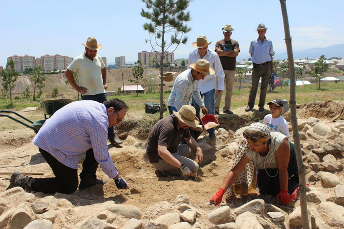 Азербайджано-итальянская международная археологическая экспедиция провела исследования в Гяндже и Геранбое