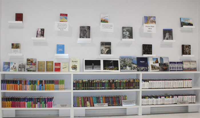 В Центральной научной библиотеке организована выставка, посвящённая 100-летию освобождения Баку