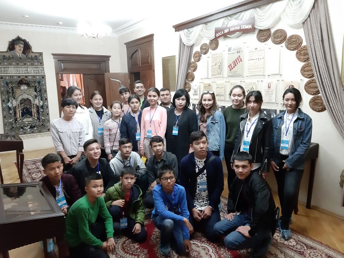Students from the International Philosophy School of Kazakhstan visited the museum