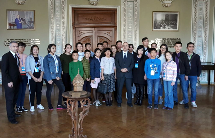 Students of the Kazakhstan International School of Philosophy visited the Institute of Manuscripts