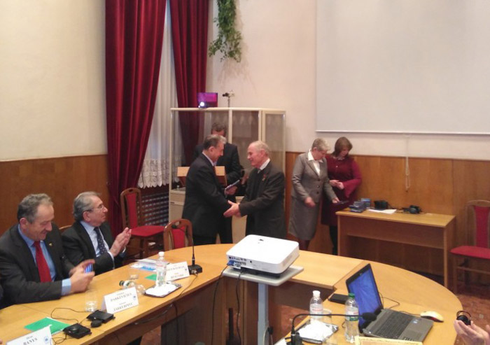 Academician Akif Alizadeh awarded the Medal of the 100th anniversary of the National Academy of Sciences of Ukraine