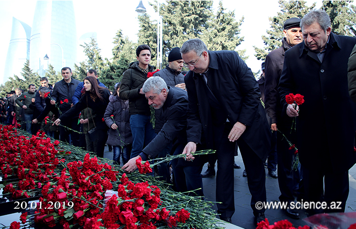 Сотрудники НАНА почтили память жертв 20 января