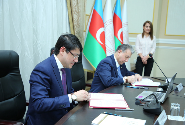 Signed memorandum of understanding between ANAS and the State Committee on Work with Diaspora of the Republic of Azerbaijan