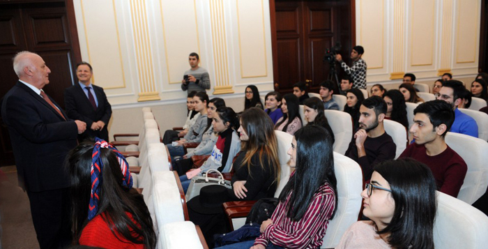 Yagub Mahmudov conducted a master class for students