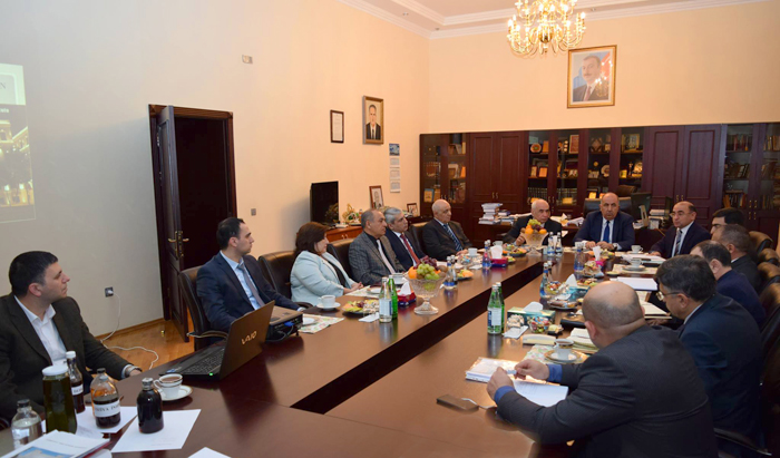 HT Park and the Petrochemical Processes Institute discussed economic, scientific and technical cooperation