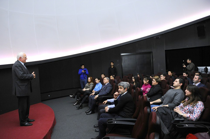 Tusi-Bohm Planetariumda Elm Gününə həsr olunan tədbir keçirilib