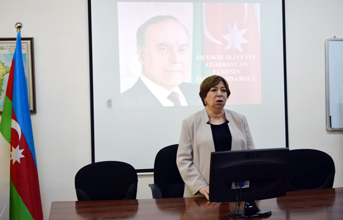 The 96th anniversary of national leader Heydar Aliyev was celebrated in scientific institutions and organizations of ANAS