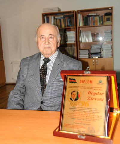 Akademik Bahadur Tağıyev "Heydər zirvəsi" diplomu ilə təltif olunub