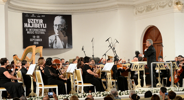 Состоялась торжественная церемония открытия XI Международного музыкального фестиваля Узеира Гаджибейли