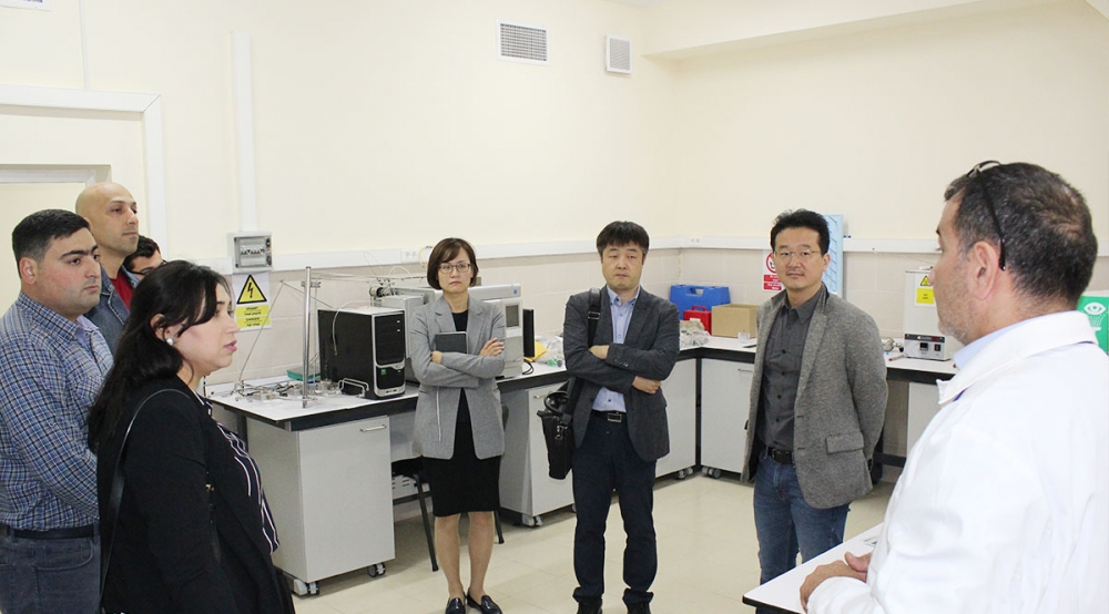 Koreyalı ekspertlərin AMEA Yüksək  Texnologiyalar Parkına infoturu təşkil edilib