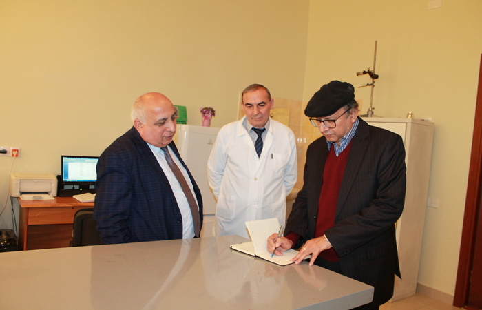 Пакистанский ученый посетил Институт молекулярной биологии и биотехнологий