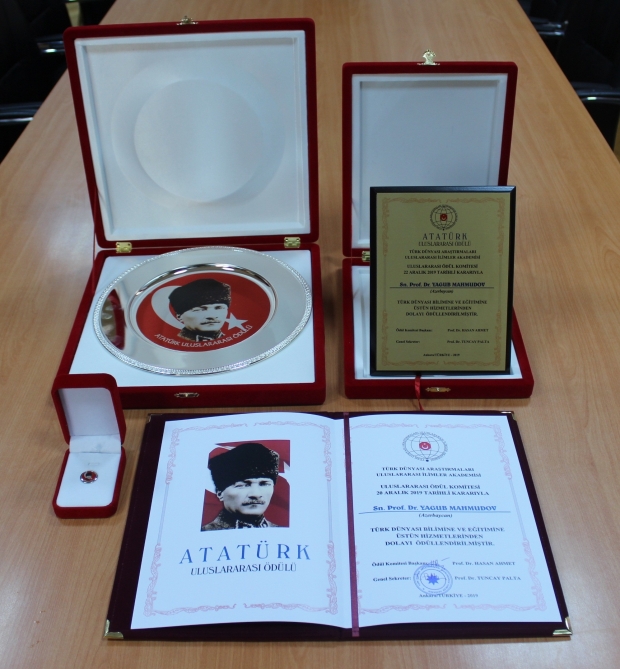 Yagub Mahmudov awarded the Ataturk International Prize