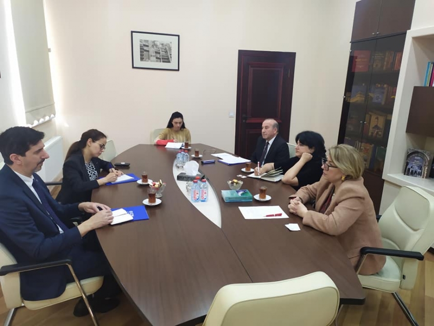 Discussed collaboration between the Institute of Law and Human Rights and the International Organization for Migration