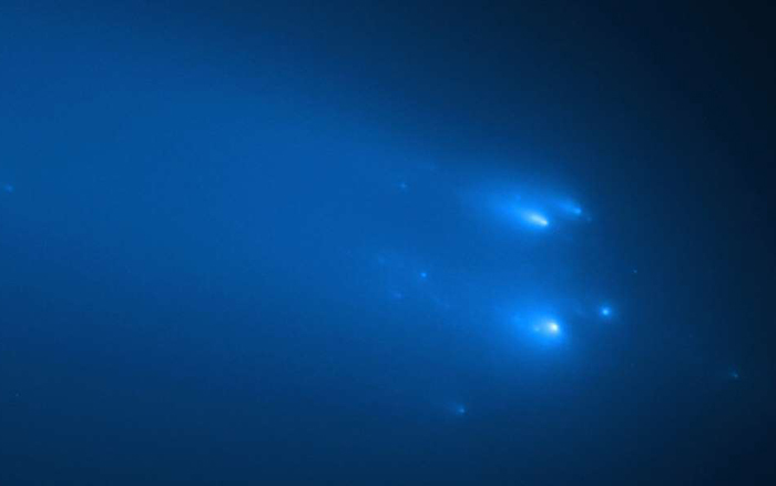 “Hubble” teleskopu ATLAS kometinin parçalandığını qeydə alıb