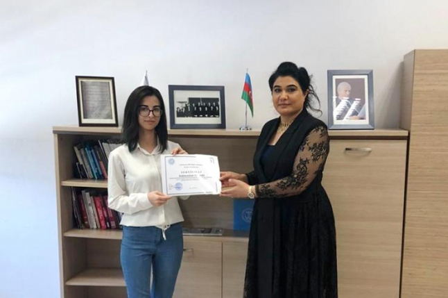 Центральная научная библиотека наградила добровольцев азербайджанской диаспоры