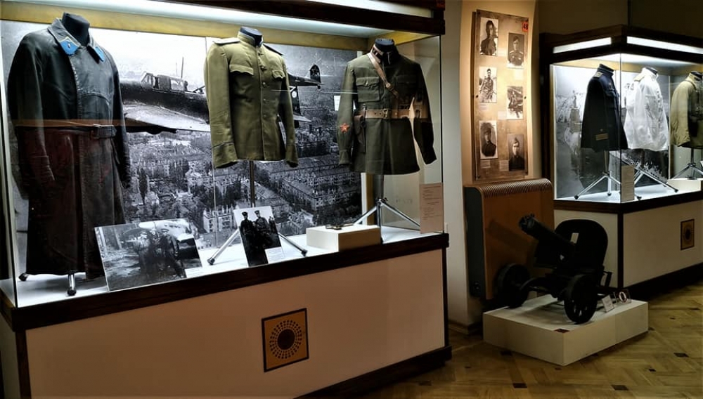 Выставка музея «Азербайджан в годы Второй мировой войны» открыта для посетителей