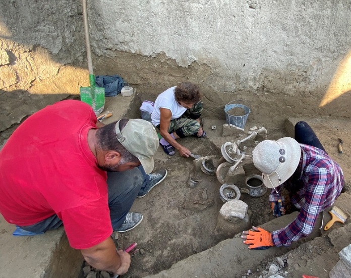 В результате археологических раскопок в Шеки был обнаружен новый памятник