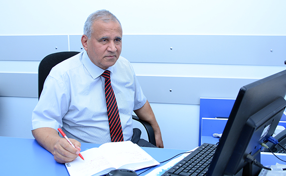 Впервые в Азербайджане подготовлена докторская диссертация по информационной экономике