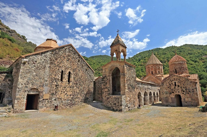 All traces of the Khudavan monastery in Kalbajar show that this monument does not belong to the Armenians