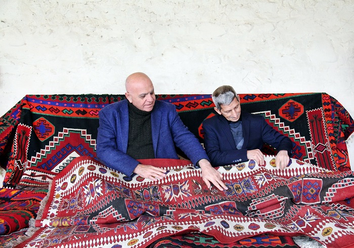 В Агдаше хранится коллекция древних килимов