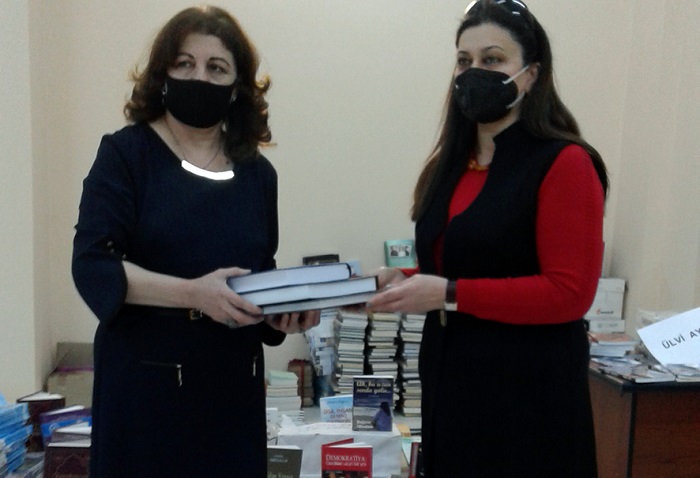 Milli Azərbaycan Tarixi Muzeyi kitabtoplama kampaniyasına qoşulub