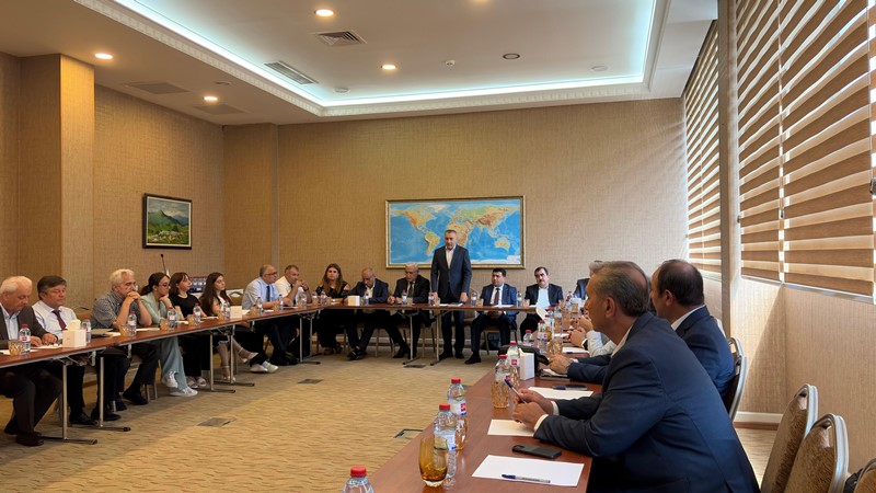 Əlyazmalar İnstitutunun əməkdaşı “Milli mətbuatın missiyası və müasir dövrün çağırışları” konfransında çıxış edib