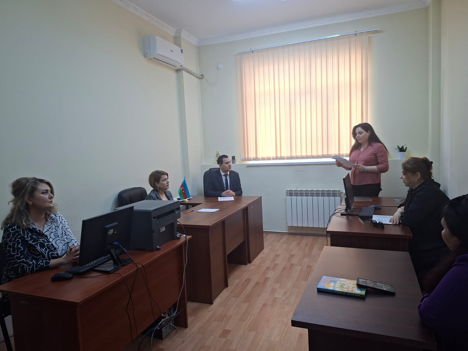 Qərbi Azərbaycan folklorunda yaddaş, məkan və kimlik məsələləri elmi seminarda müzakirə olunub