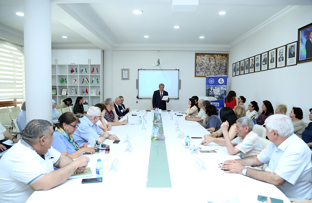 Half-year results and tasks ahead were discussed in the Institute of Literature.