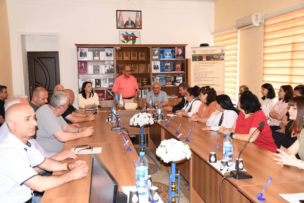 Şəki Regional Elmi Mərkəzində tanınmış botanik alimin yubileyi qeyd olunub