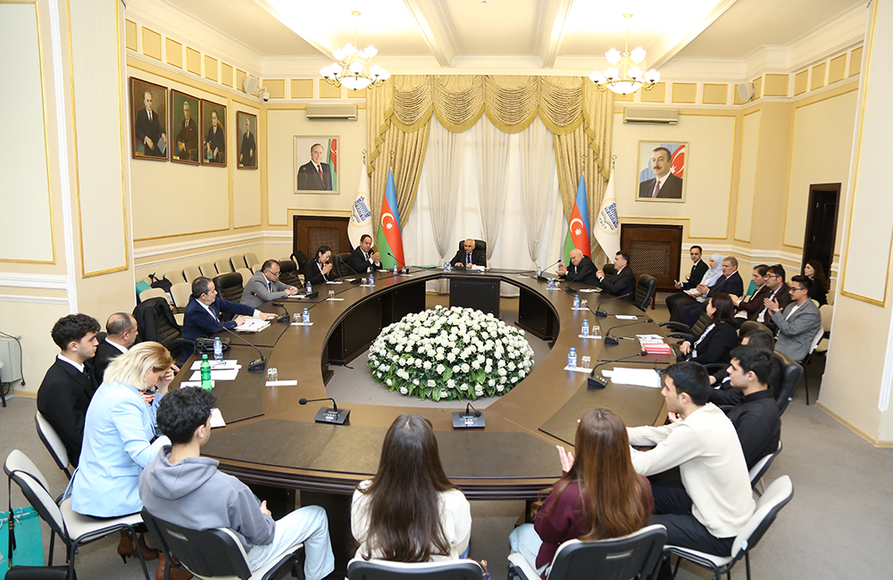 International Conference Dedicated to the 100th Anniversary of the First Turkological Congress Continues with Panel Sessions