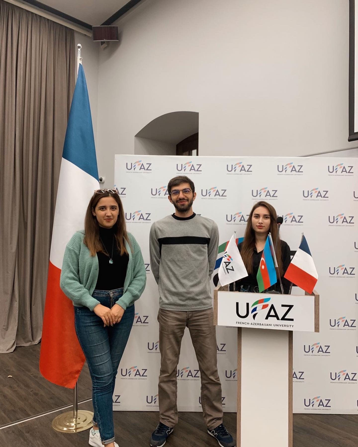 Neft və Qaz İnstitutunun əməkdaşları Azərbaycan-Fransız Universitetində baş tutmuş seminarda iştirak ediblər