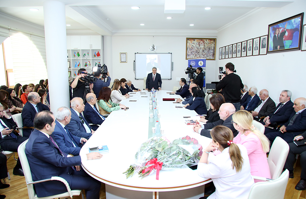 AMEA-da professor Cəfər Cəfərovun 95 illik yubileyi qeyd olunub