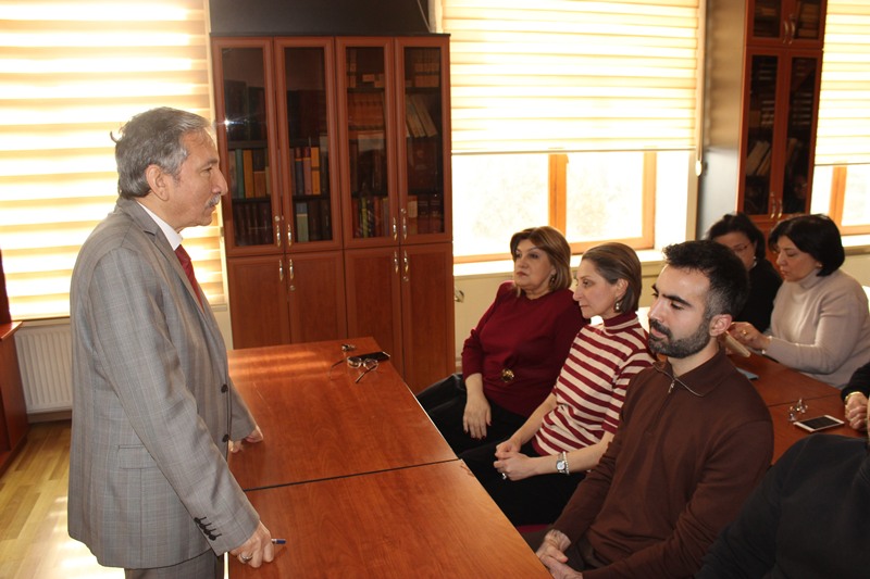 Türkiyəli professor Şərqşünaslıq İnstitutunda mühazirə oxuyub