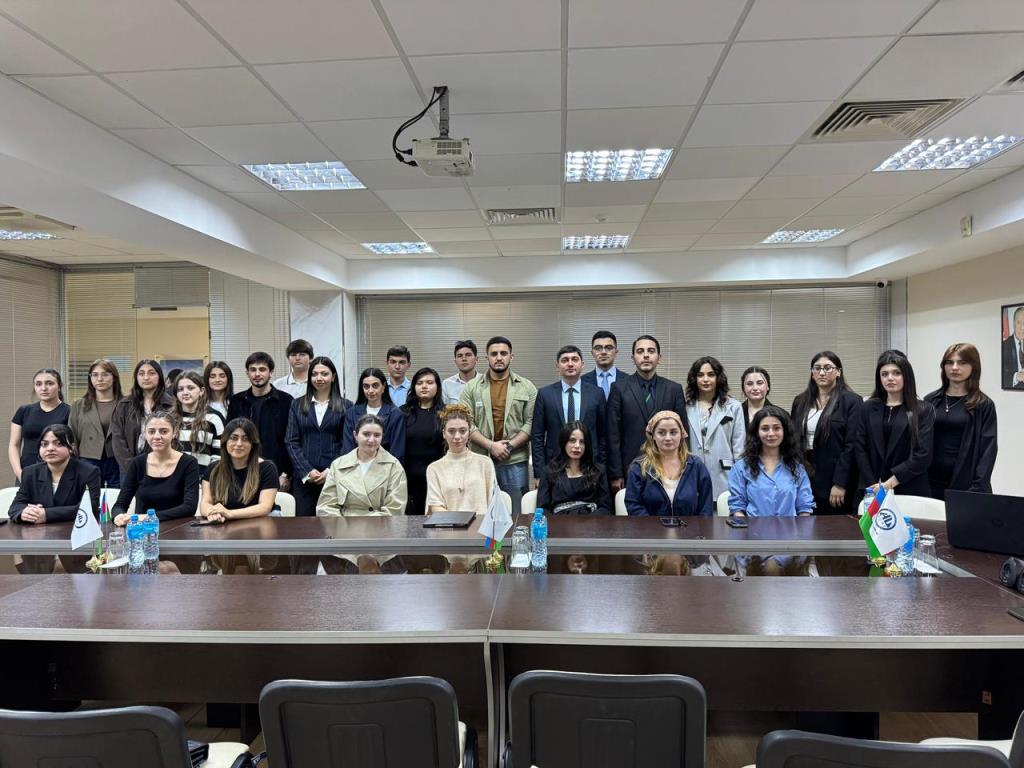 Azərbaycan Universitetində gənc alimlərlə birgə seminar keçirilib