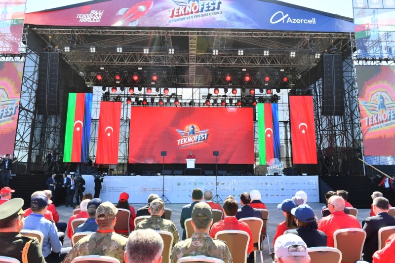 Prezidentlər İlham Əliyev və Rəcəb Tayyib Ərdoğan Bakıda keçirilən “TEKNOFEST Azərbaycan” festivalında