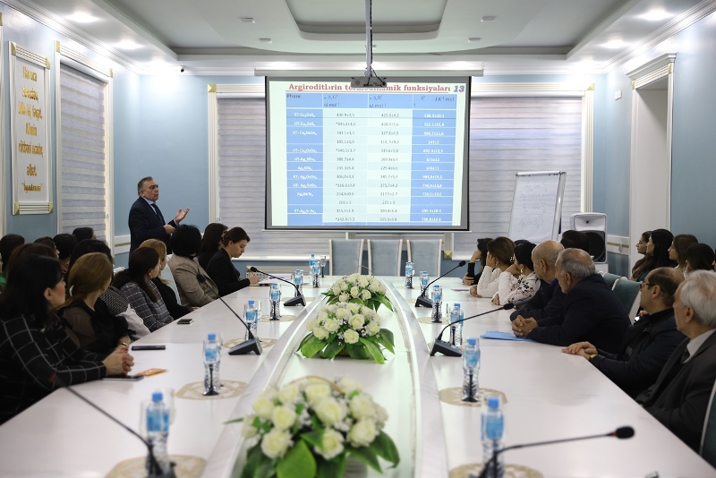 AMEA-nın müxbir üzvü Məhəmməd Babanlı Gəncə Dövlət Universitetində ustad dərsi keçib