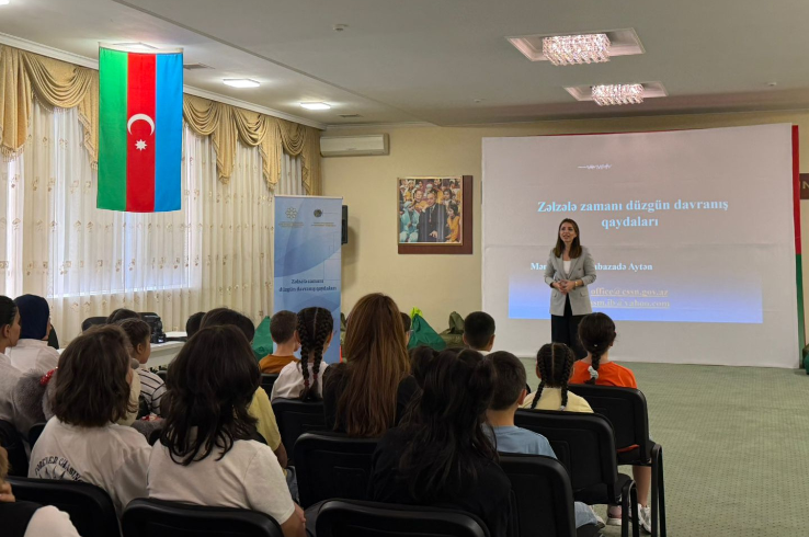 RSXM əməkdaşları “Zəlzələ zamanı düzgün davranış qaydaları”na həsr olunmuş tədbirdə iştirak ediblər