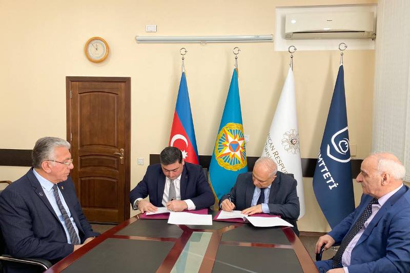 Neft və Qaz İnstitutu ilə AzDƏMTTETİ arasında memorandum imzalanıb
