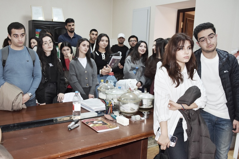 Geologiya və Geofizika İnstitutunda BDU və ADNSU tələbələri üçün Açıq qapı günü keçirilib