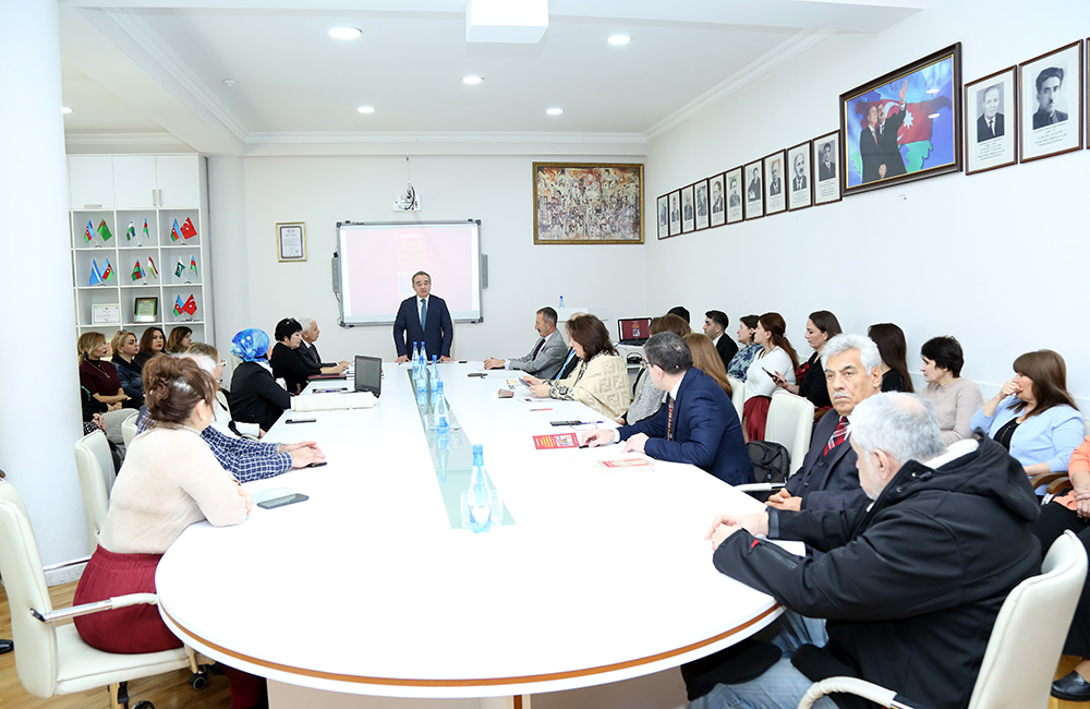 AMEA-da “Azərbaycan və Türk ölkələri sənətşünaslığının aktual problemləri” mövzusunda beynəlxalq elmi konfrans keçirilib